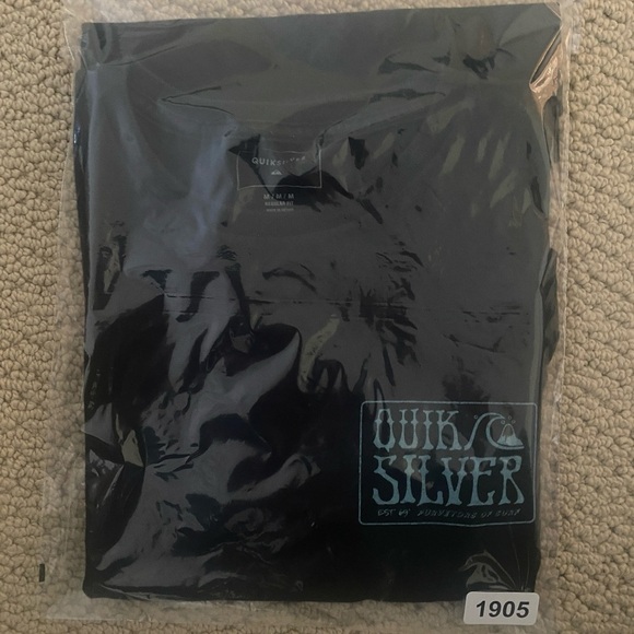 QUIKSILVER Est. ‘69 Purveyors of Surf Tee Shirt Men M Medium Regular Fit - Picture 6 of 6